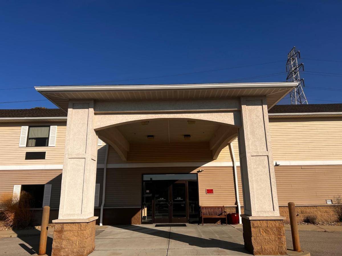 Ambridge Inn Exterior photo